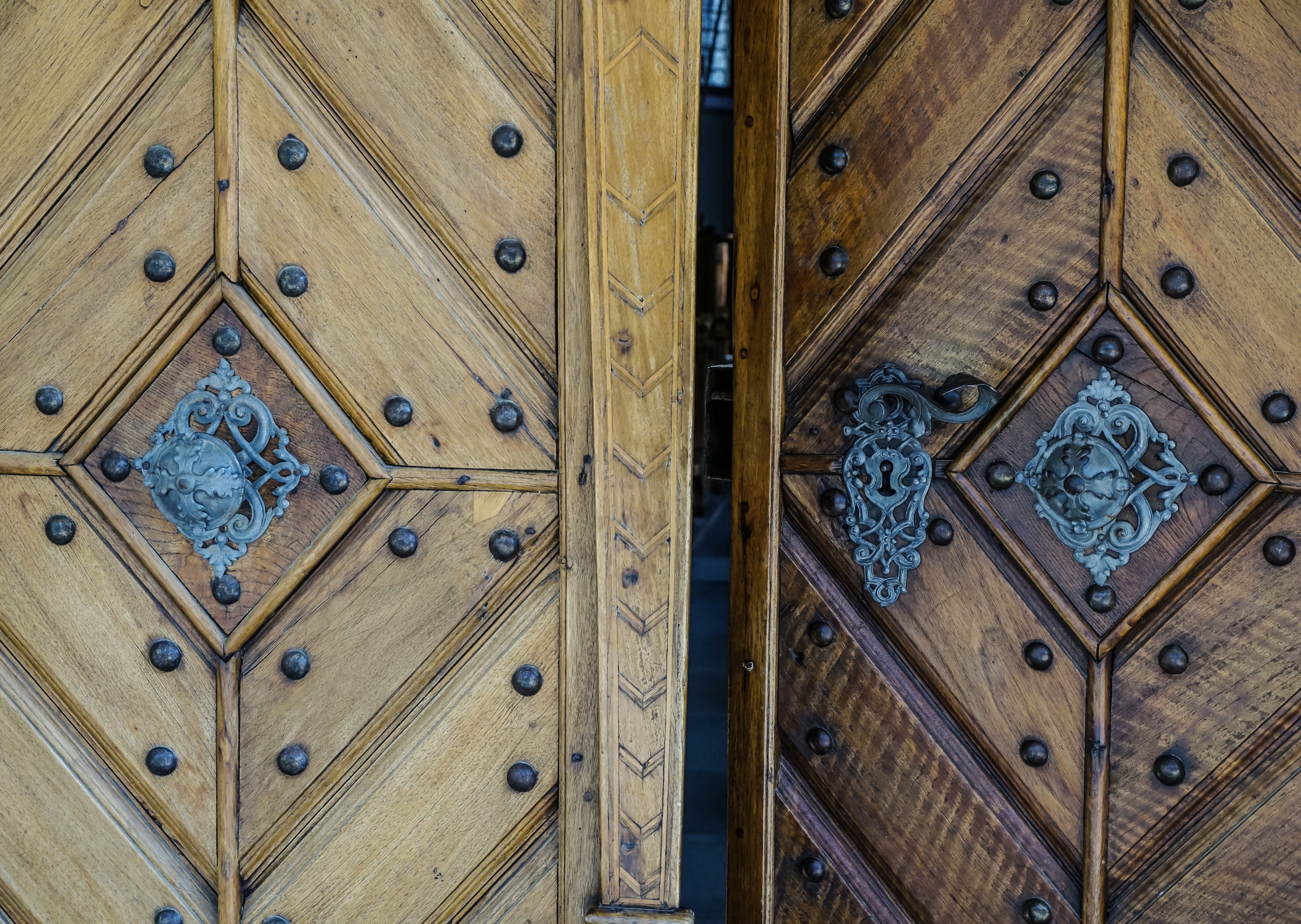 door-5002571.jpg